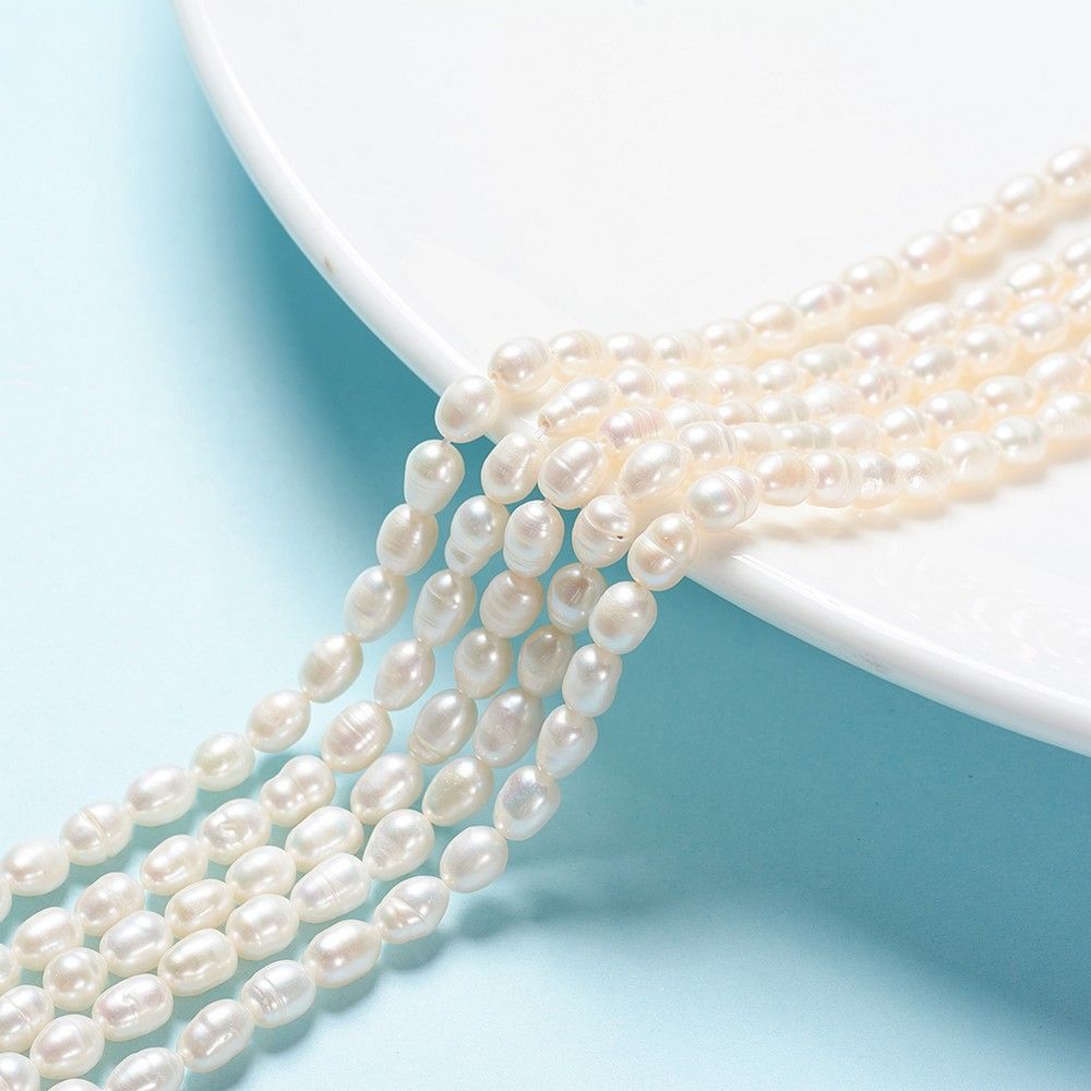 Natural Cultured Freshwater Pearl Strands, Idea for Mother's Day Gift, Rice Beads, White, 5.6~7x4~5mm, Hole: 0.8mm, about 27pcs/strand, 7.1 inch(18cm)